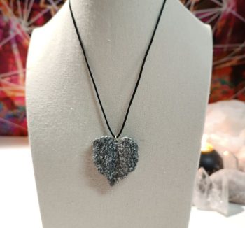 Orgonita Colgante Hoja Corazón 15 gr.