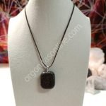Orgonita colgante Cuadrado VIRUTA PEQUEÑA DE HIERRO 14 gr.