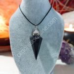 Orgonita colgante pirámide de MAGNETITA y punta de cuarzo 8 gr. peso