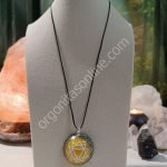 OrgoChakra Plexo Solar forma Semiesfera colgante o llavero 15 gr.