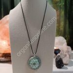 OrgoChakra Corazón o Cardíaco forma Semiesfera colgante o llavero 15 gr.